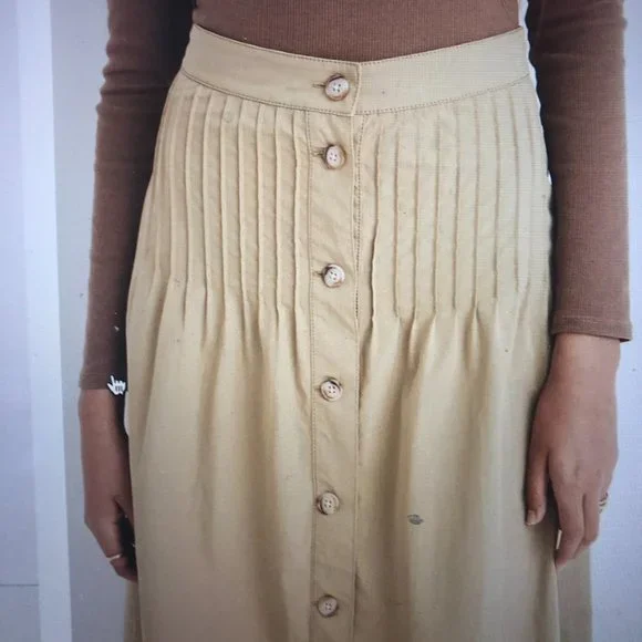 Button-Front Pintuck Midi Skirt (CURRENTLY SOLD_OUT On Madewell - Picture 3 of 8